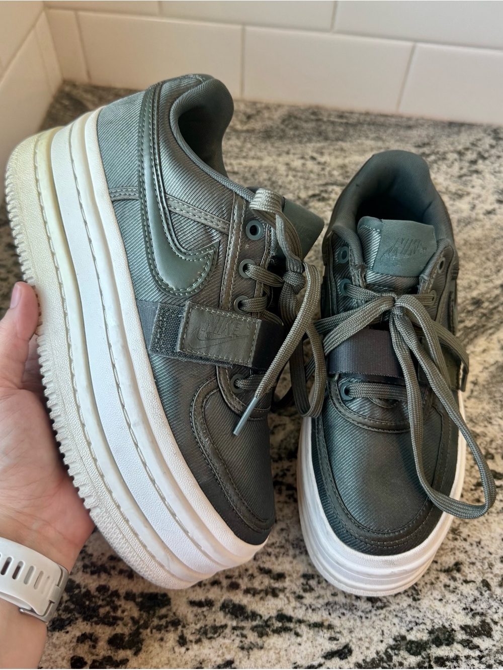 Nike Vandal 2K Platform Sneaker in Mineral Spruce Green. Size 7.5. VGUC.